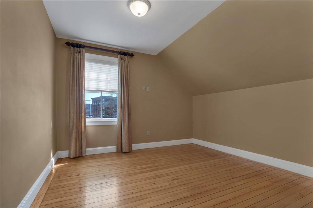 98 Butler Avenue Providence, RI 02906 - Photo 20 of 34