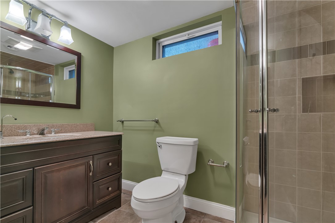 98 Butler Avenue Providence, RI 02906 - Photo 24 of 34