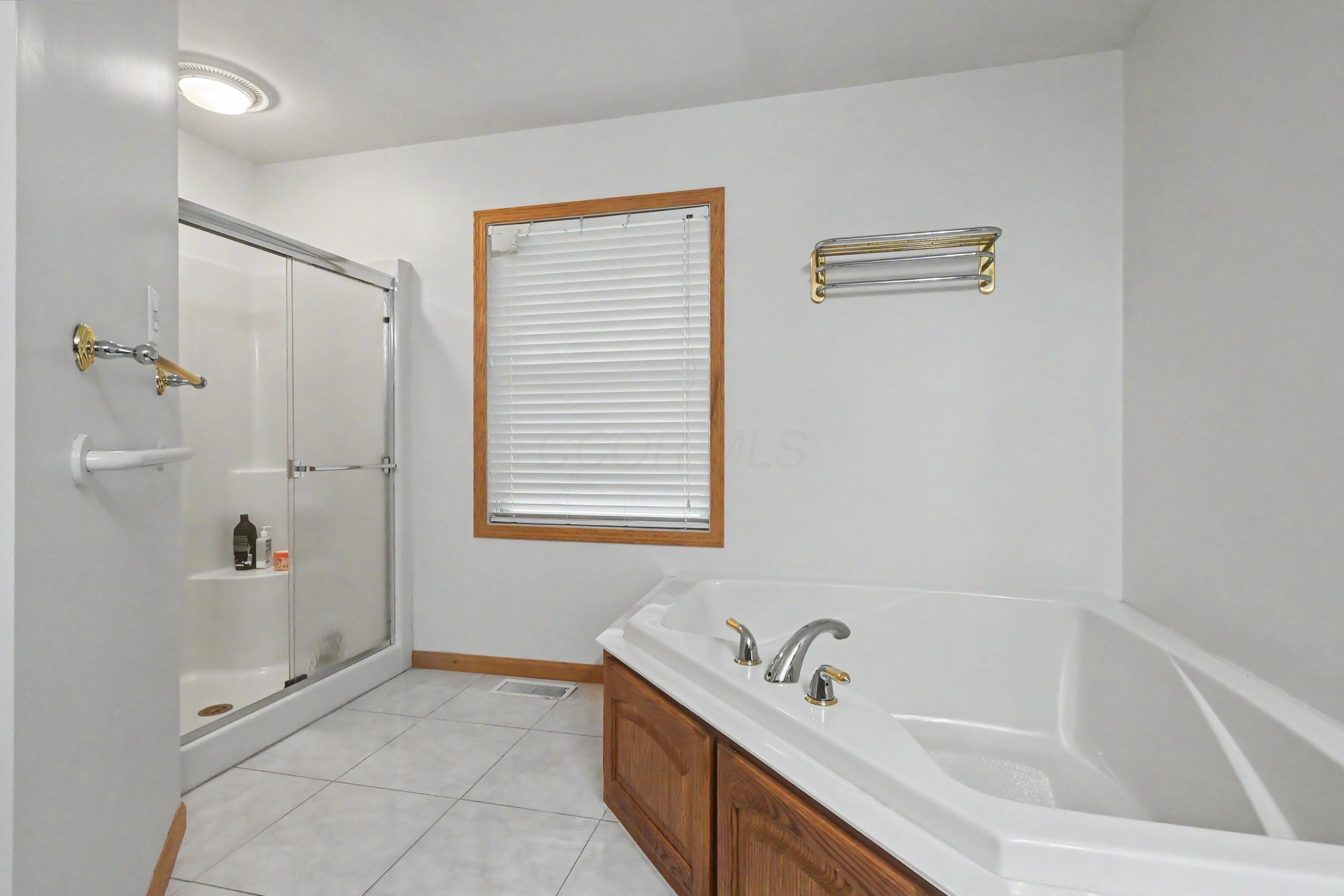 4418 Hook Road Crestline, OH 44827 - Photo 20 of 49 CAT_0735