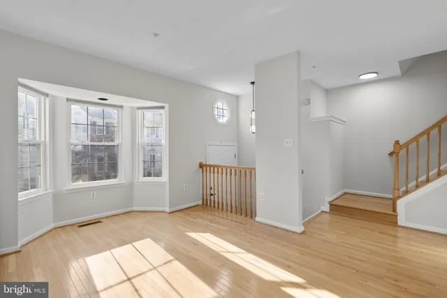 $3,100 | 18502 Clovercrest Circle, Olney, MD 20832