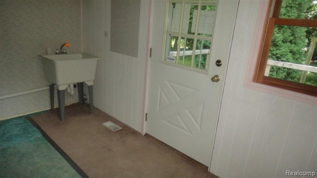 7743 Lemon Road Bancroft, MI 48414 - Photo 19 of 42 DSC07072.JPG