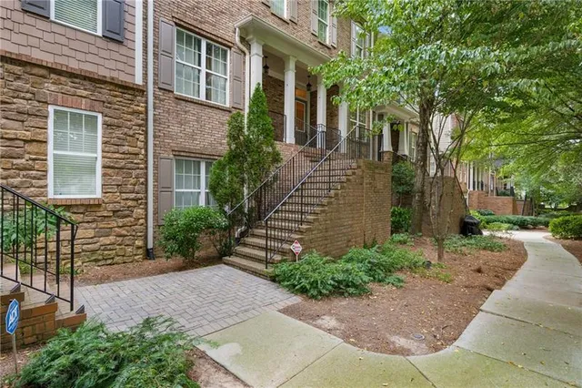 $3,500 | 1420 Briarhaven Trail, Atlanta, GA 30319