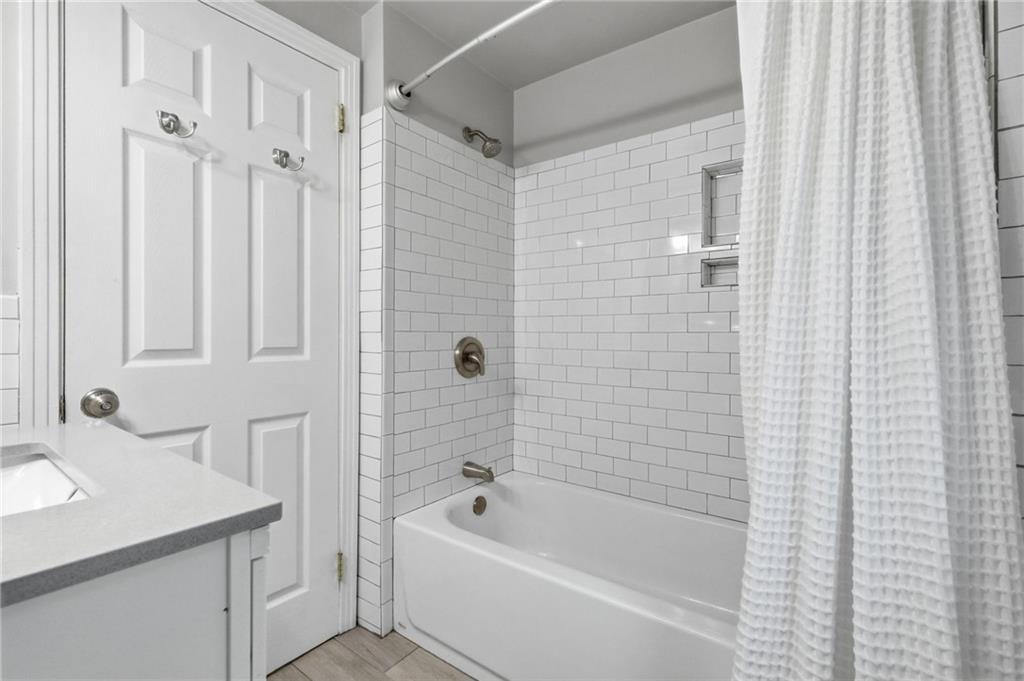 317 Old Farm Road Pittsburgh, PA 15228 - Photo 29 of 49 Gallery Image 29