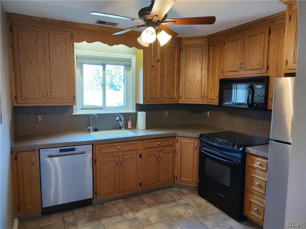 930 Cold Spring Road, Unit 6 Allentown, PA 18103 - Photo 7 of 15 Gallery Image 7