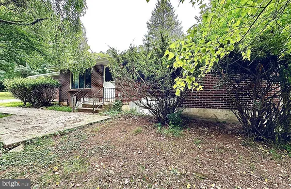 $700,000 | 420 Chapel Hill Road, Sinking Spring, PA 19608