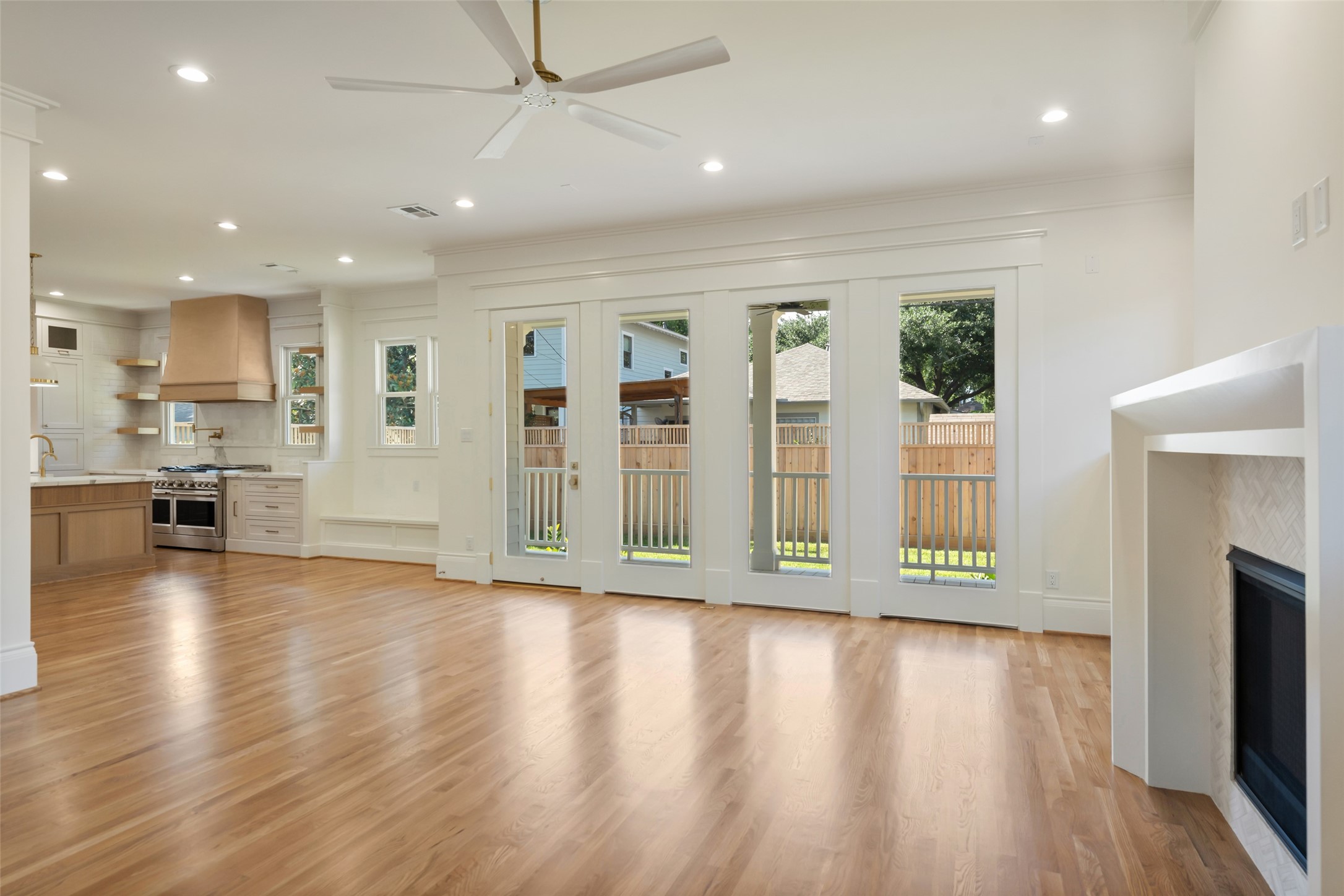 826 Ralfallen Street Houston, TX 77008 - Photo 18 of 32