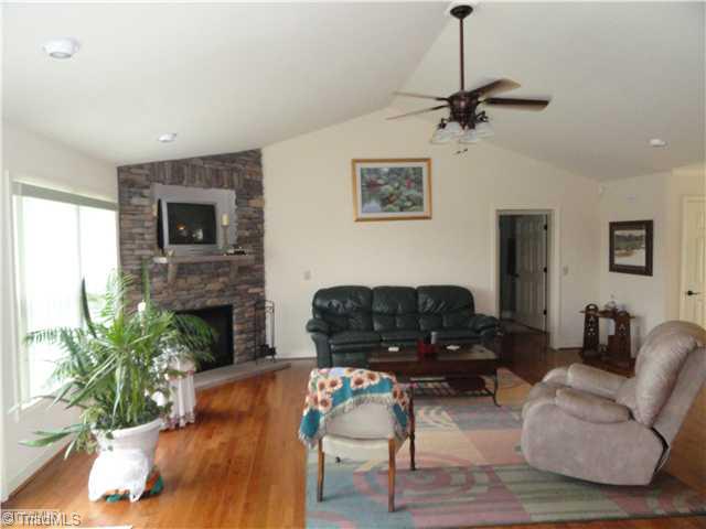 1077 Fisherman Road Walnut Cove, NC 27052 - Photo 5 of 16 Living Room.