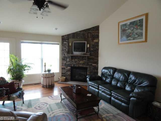 1077 Fisherman Road Walnut Cove, NC 27052 - Photo 6 of 16 Living Room.