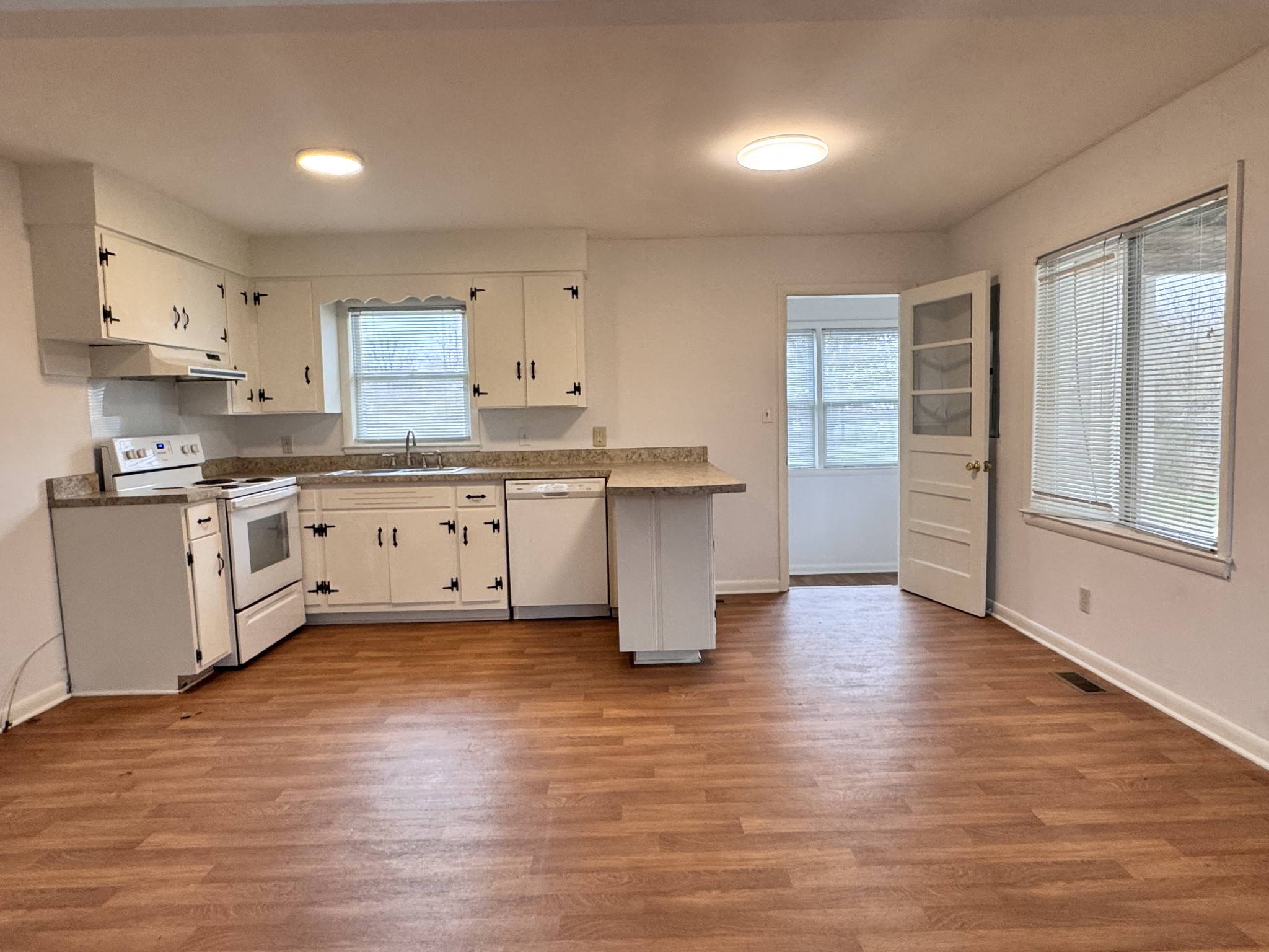 4136 Pleasant Grove Road Cross Plains, TN 37049 - Photo 3 of 8 Gallery Image 3