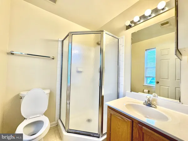 $3,499 | 22006 Stone, Boyds, MD 20841