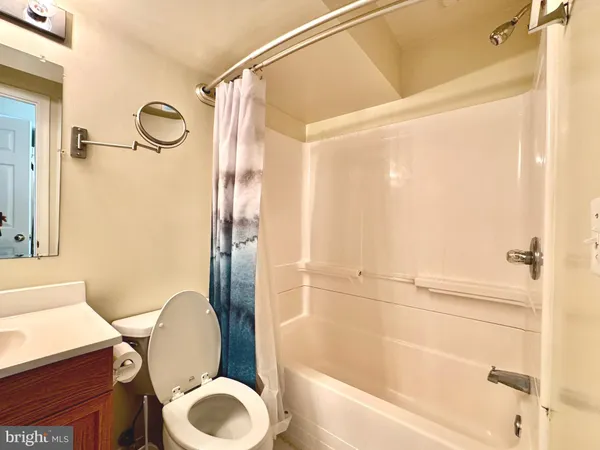 $3,499 | 22006 Stone, Boyds, MD 20841
