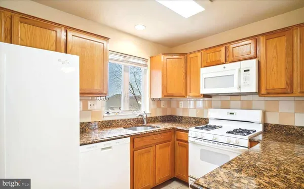 $3,500 | 22006 Stone, Boyds, MD 20841