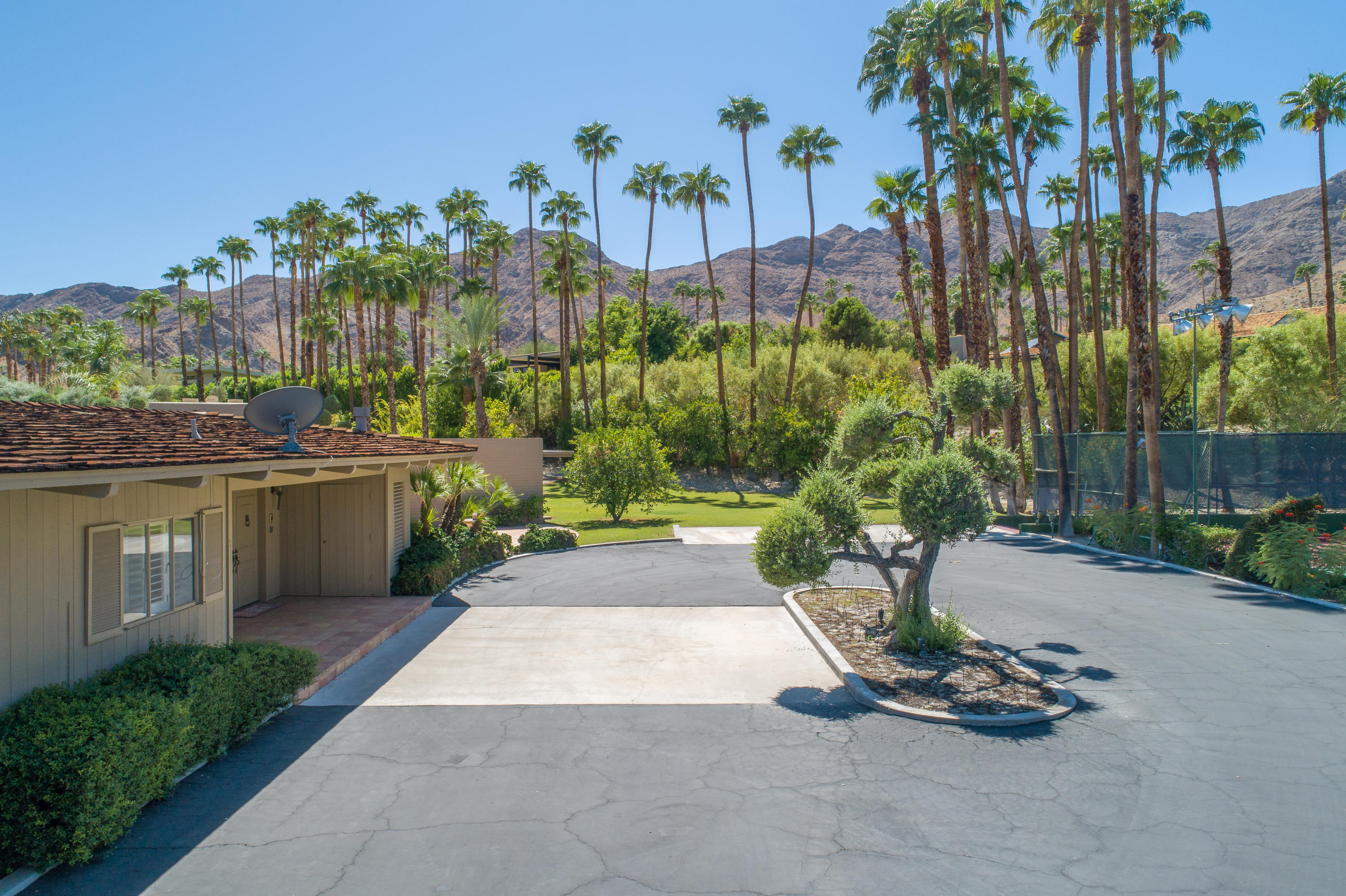 70209 Calico Road Rancho Mirage, CA 92270 - Photo 15 of 41 Photo-16
