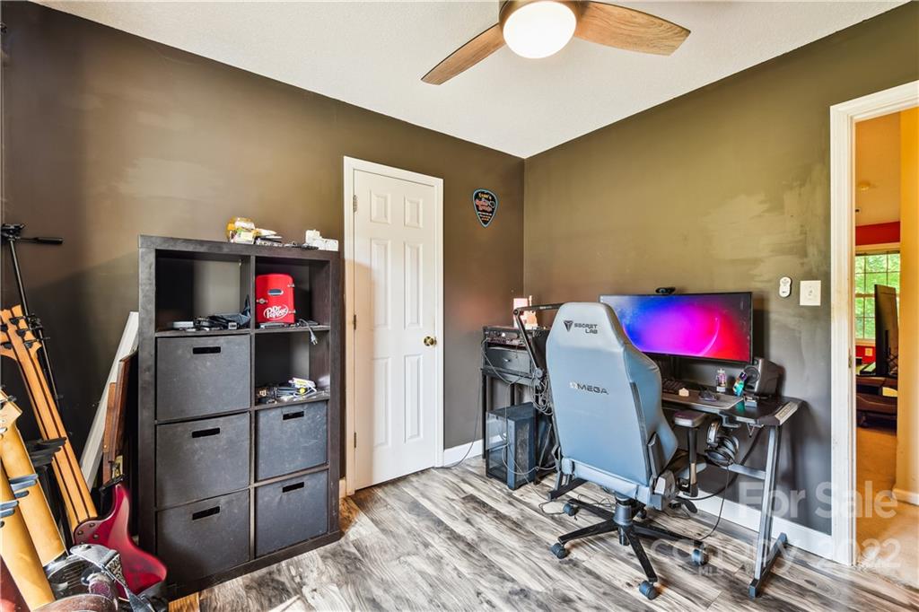 2427 Hawk Ridge Drive Gastonia, NC 28056 - Photo 19 of 25 Gallery Image 19