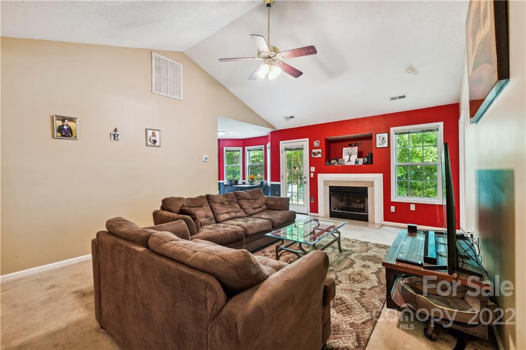 2427 Hawk Ridge Drive Gastonia, NC 28056 - Photo 8 of 25 Gallery Image 8