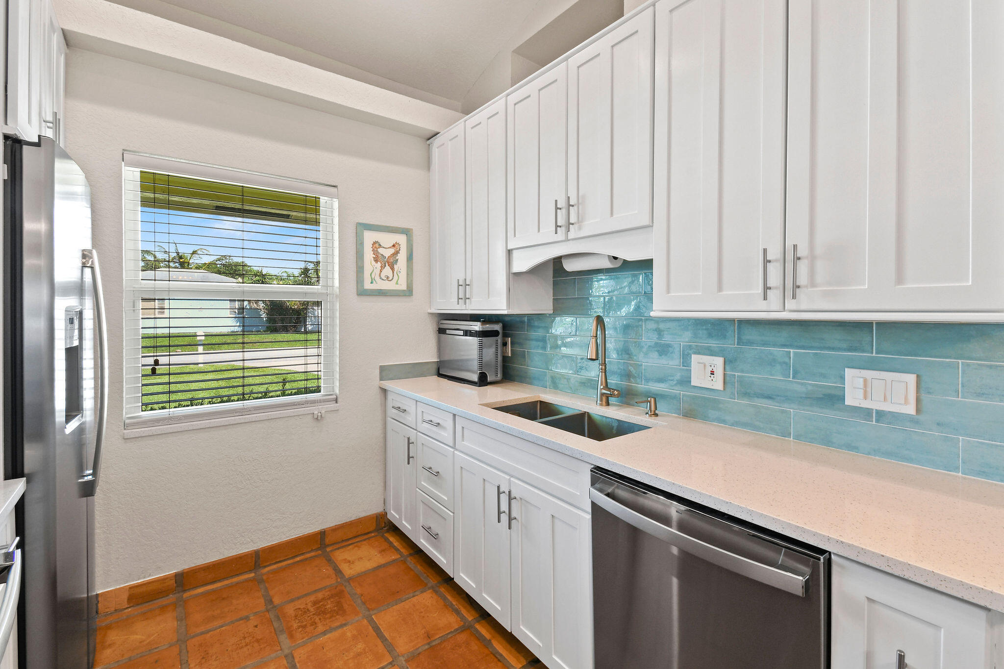 6698 Riparian Road Lake Worth, FL 33462 - Photo 18 of 52 Kitchen