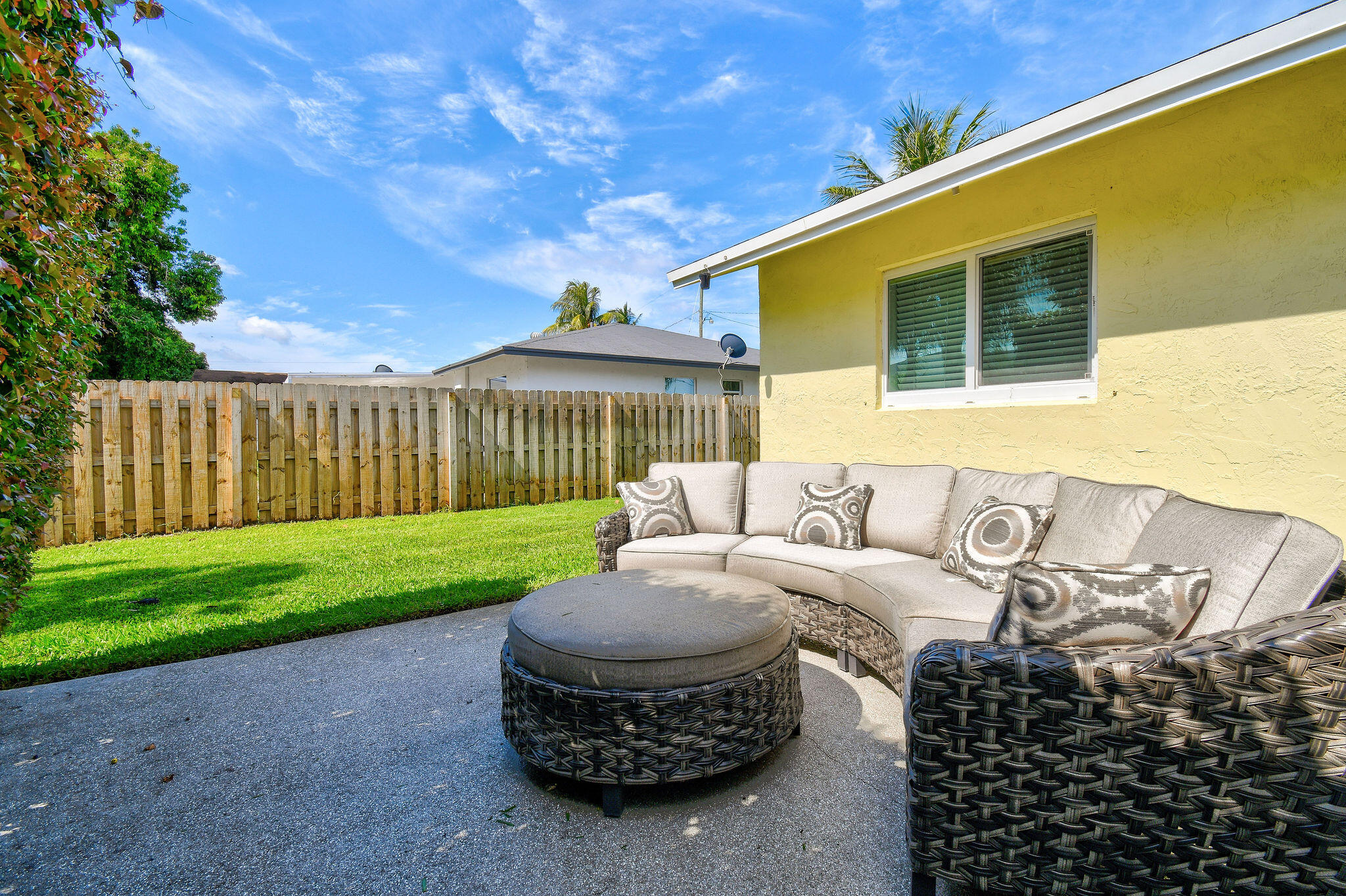 6698 Riparian Road Lake Worth, FL 33462 - Photo 39 of 52 Backyard