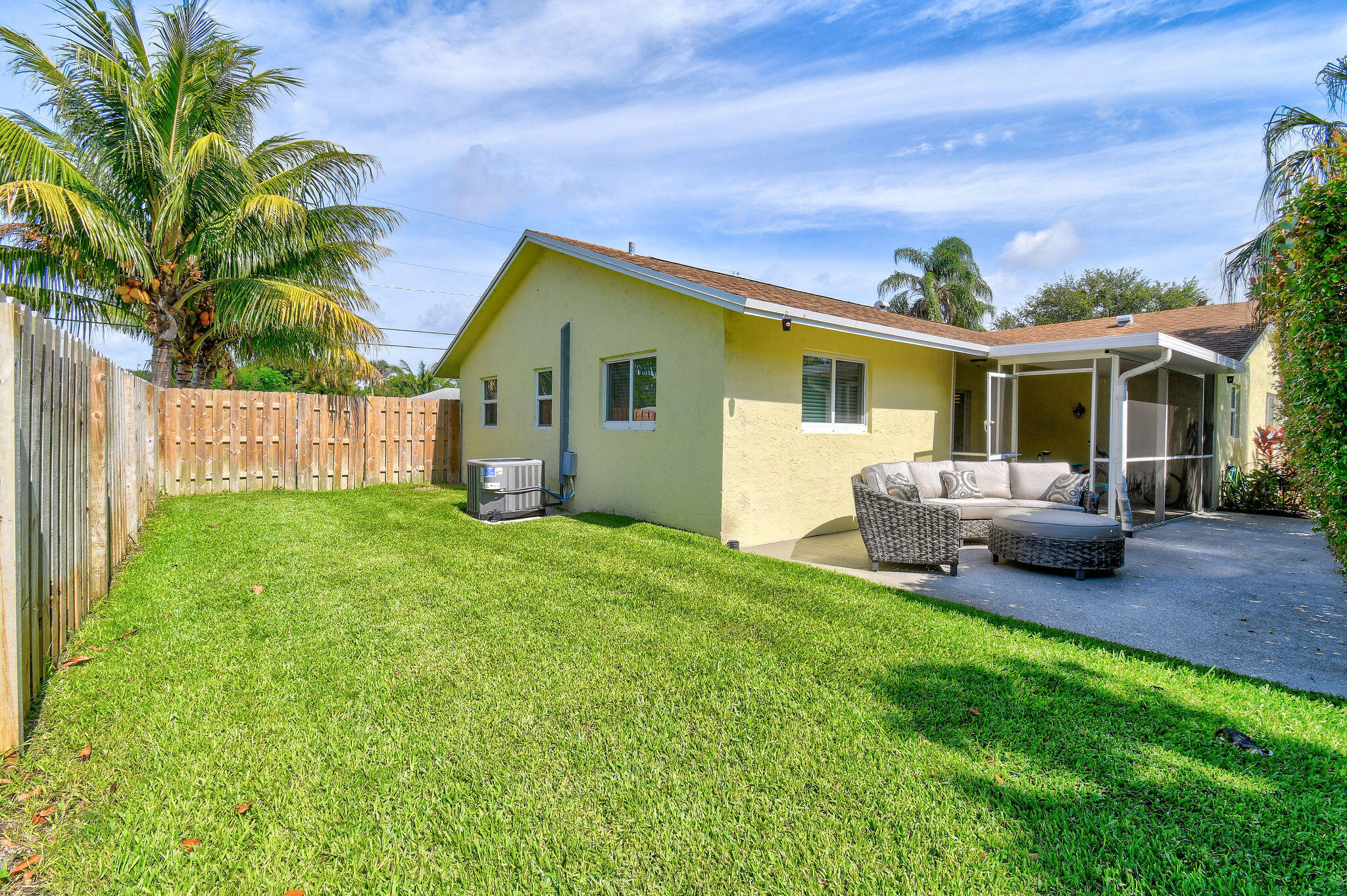 6698 Riparian Road Lake Worth, FL 33462 - Photo 44 of 52 6698RiparianRd_45