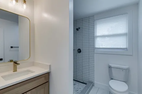 $389,900 | 3814 Plantation Drive, Hermitage, TN 37076