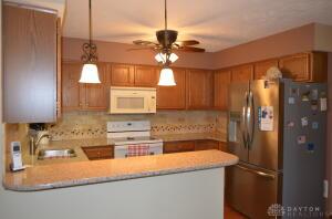 858 Trent Close Springfield, OH 45503 - Photo 7 of 20