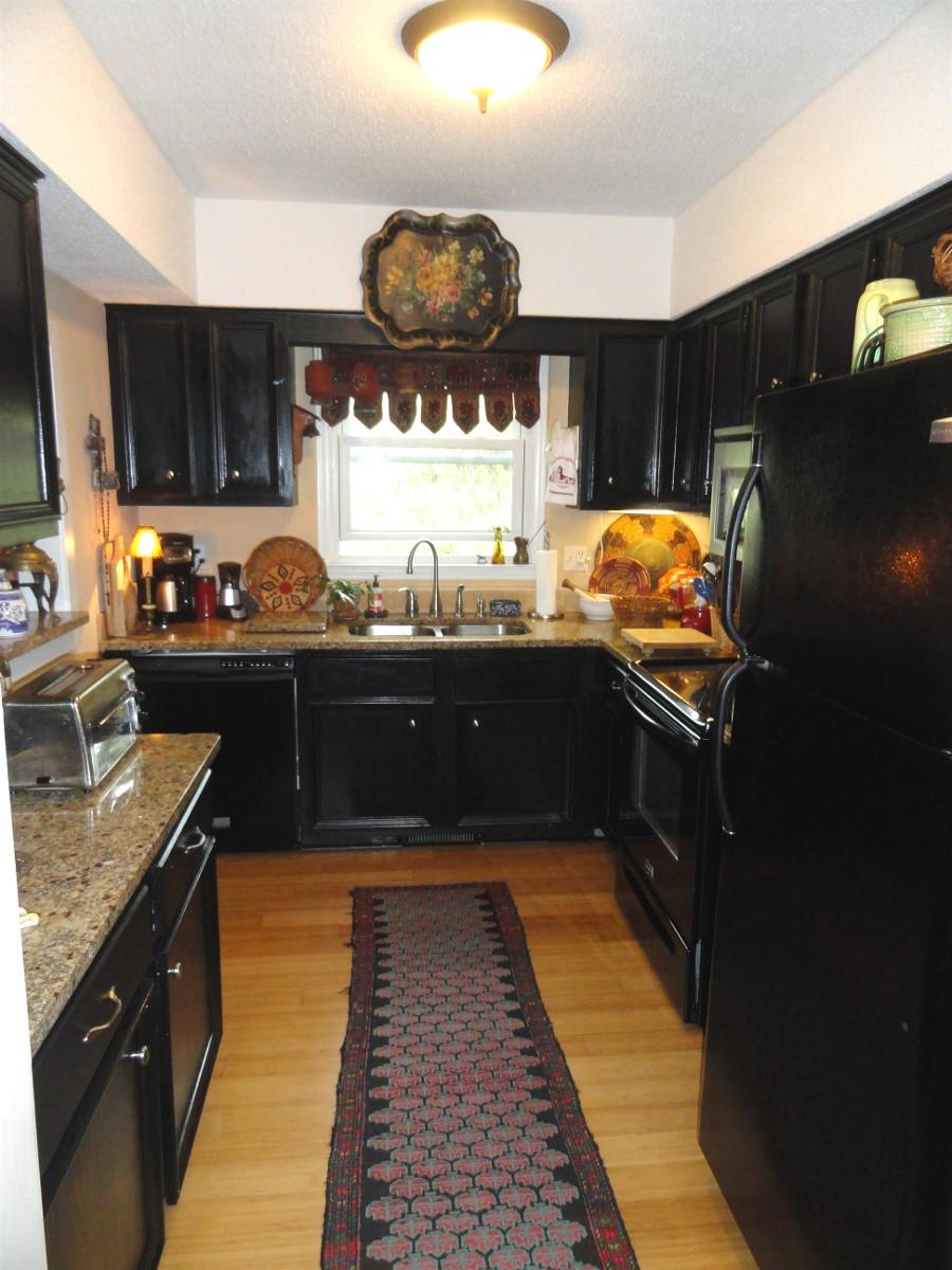 3 Colonial Pines Circle Pinehurst, NC 28374 - Photo 7 of 16 kitchen1