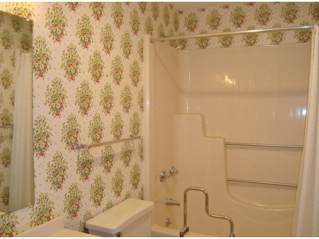 16 Oak Ridge Road, Unit 16 Lebanon, NH 03784 - Photo 13 of 21 Gallery Image 13