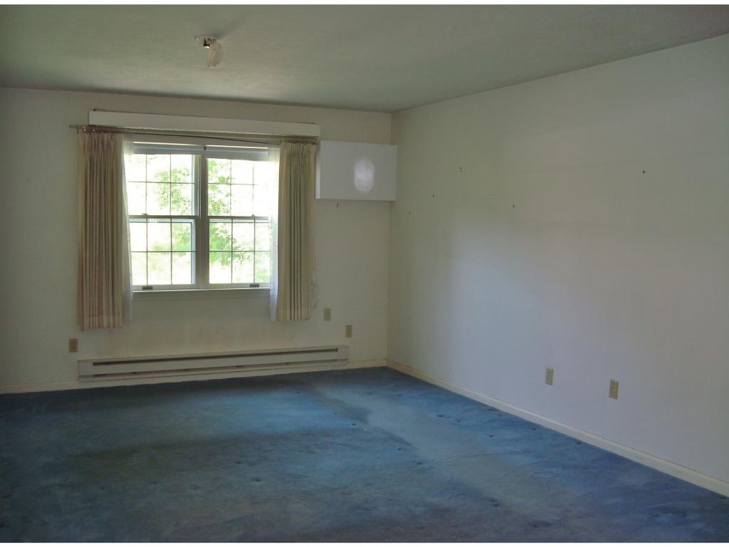 16 Oak Ridge Road, Unit 16 Lebanon, NH 03784 - Photo 9 of 21 Gallery Image 9