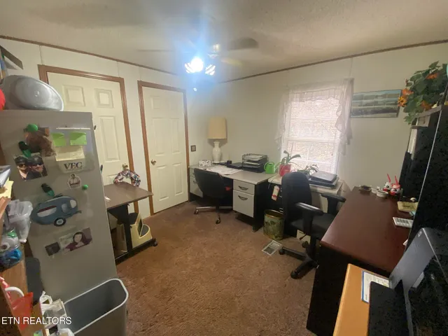 $299,900 | 425 Lake Harbor Drive, Kingston, TN 37763