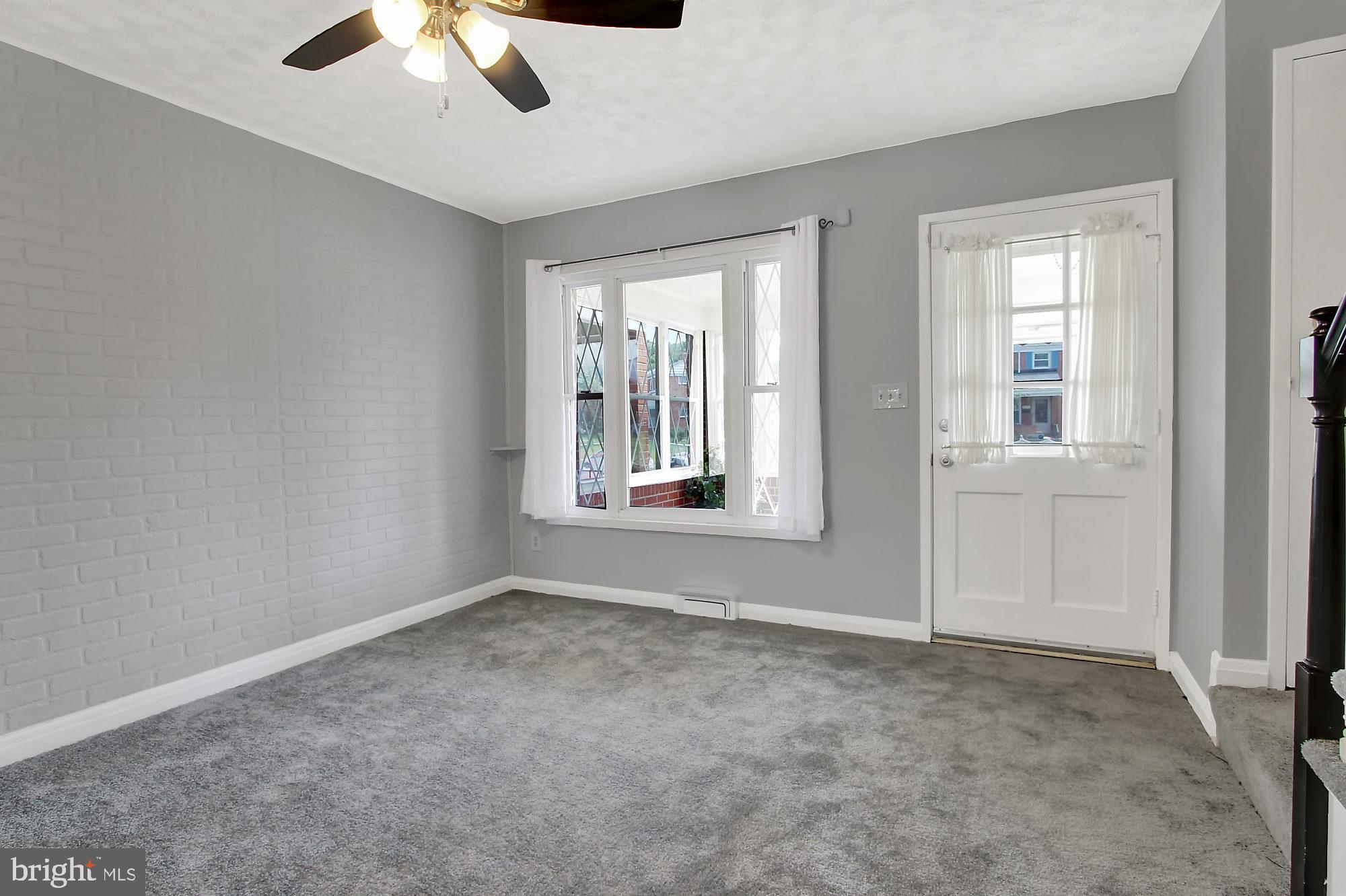 8044 Wallace Road Baltimore, MD 21222 - Photo 2 of 25 LIVING ROOM