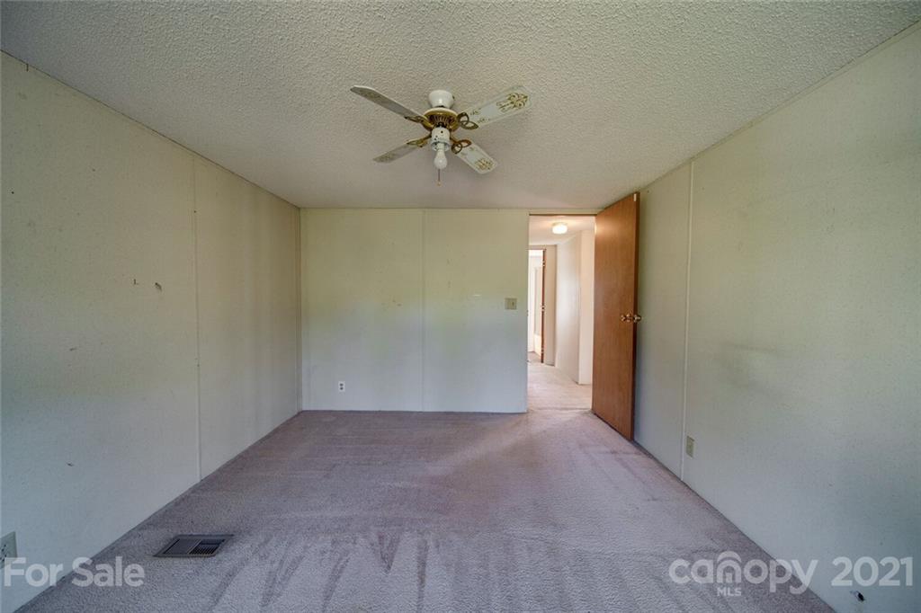 6121 Rest Home Road Claremont, NC 28610 - Photo 34 of 48 Gallery Image 34