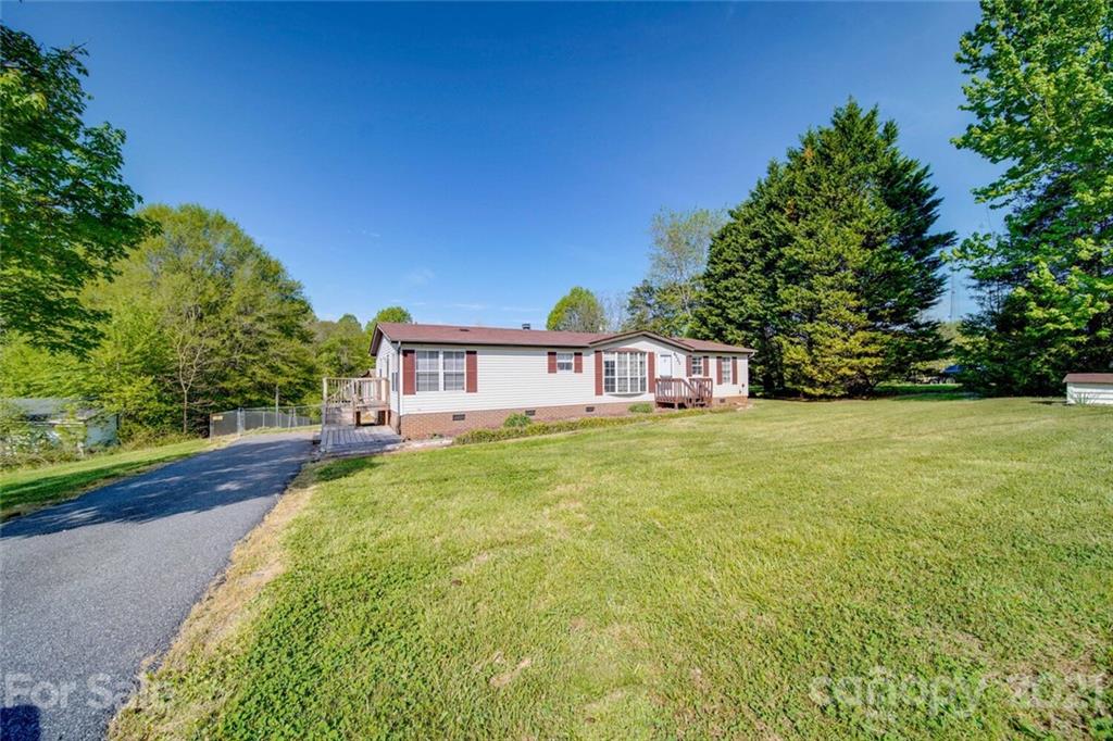 6121 Rest Home Road Claremont, NC 28610 - Photo 6 of 48 Gallery Image 6