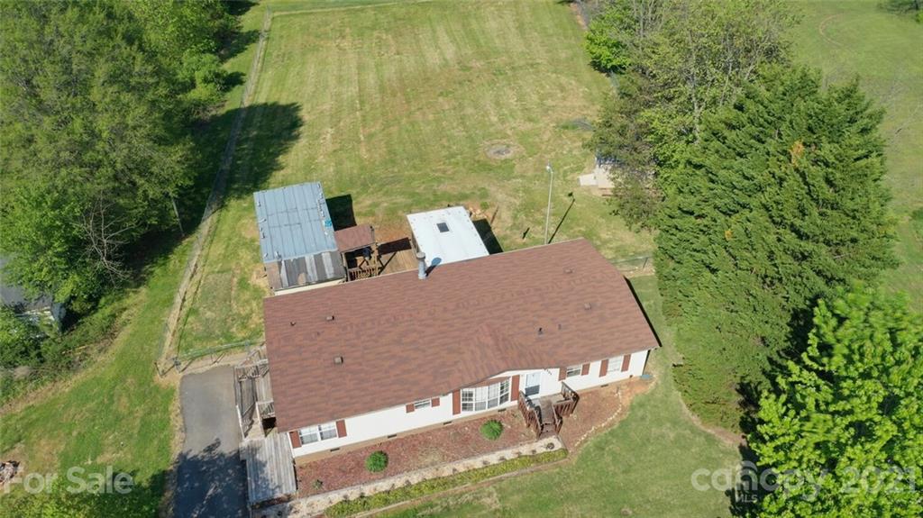 6121 Rest Home Road Claremont, NC 28610 - Photo 9 of 48 Gallery Image 9