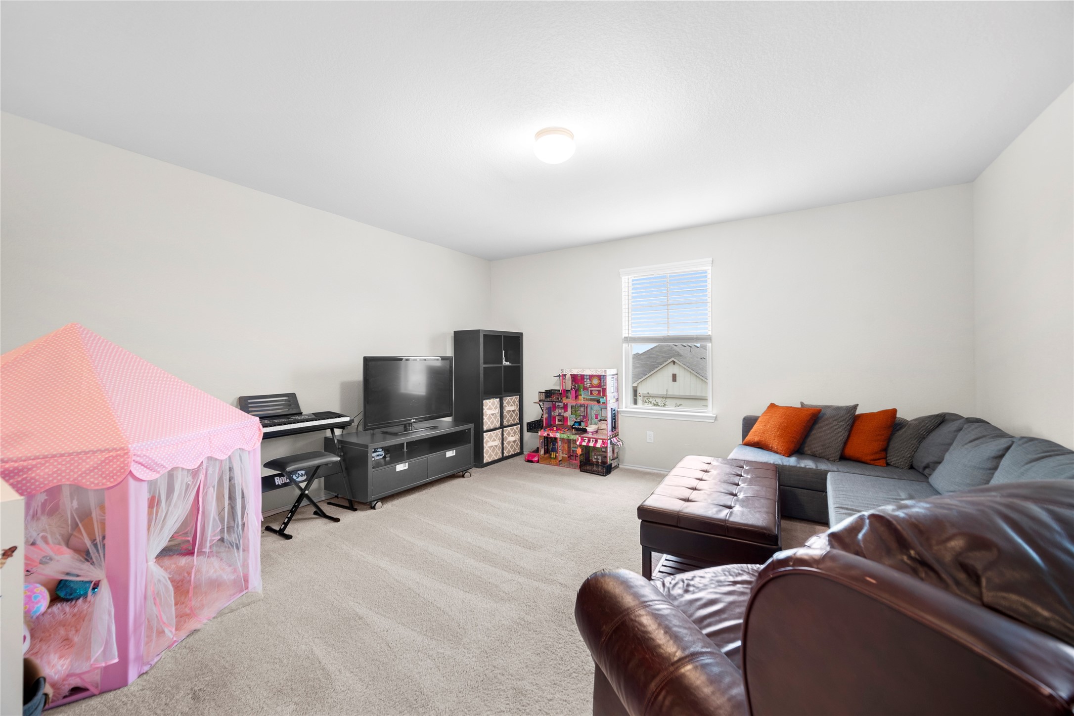 263 Beechnut Drive Buda, TX 78610 - Photo 17 of 40 Upstairs Game Room