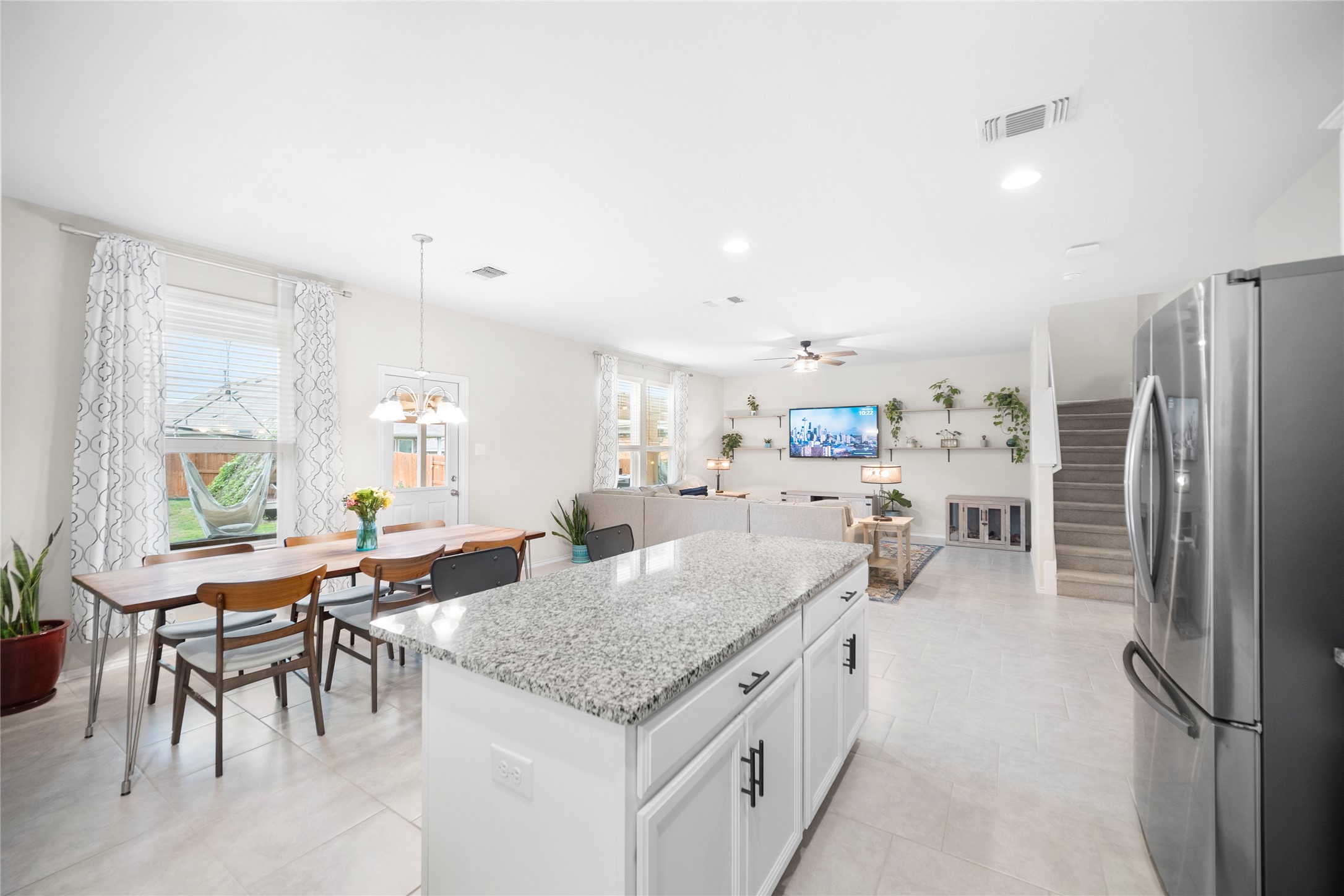 263 Beechnut Drive Buda, TX 78610 - Photo 3 of 40 Kitchen / Dining