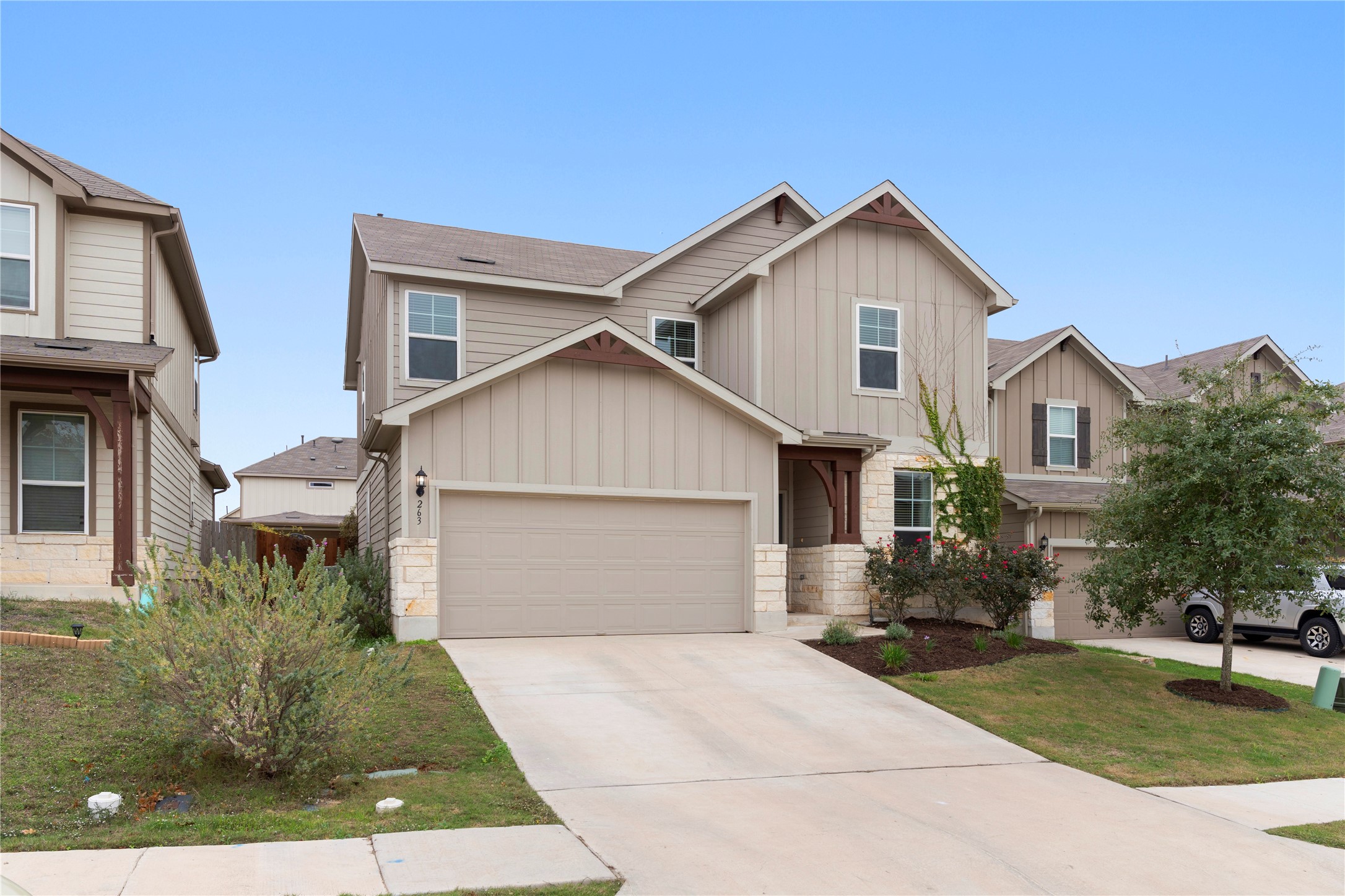 263 Beechnut Drive Buda, TX 78610 - Photo 39 of 40 Front of House