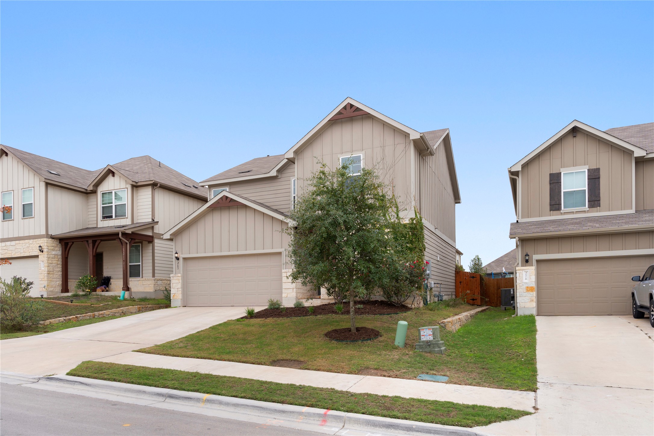 263 Beechnut Drive Buda, TX 78610 - Photo 40 of 40 Front of House