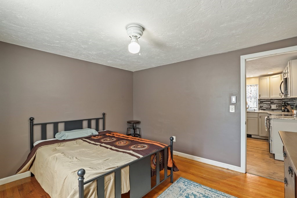 9 Williams Street Dudley, MA 01571 - Photo 12 of 38