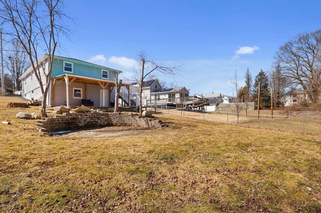 9 Williams Street Dudley, MA 01571 - Photo 29 of 38