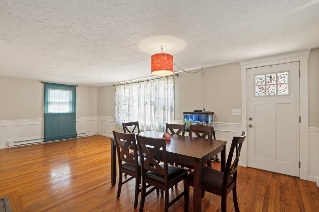 9 Williams Street Dudley, MA 01571 - Photo 7 of 38