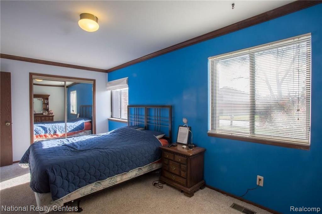 384 Prospect Drive Rochester Hills, MI 48307 - Photo 23 of 32