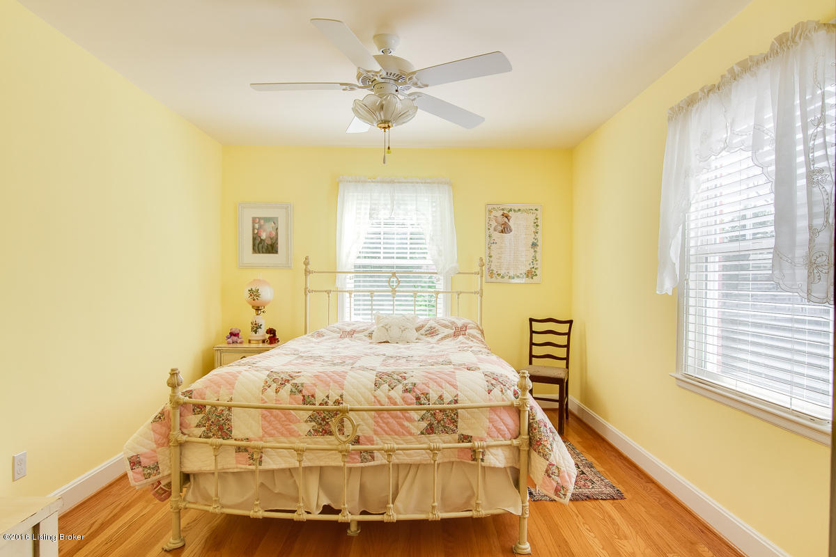 2194 Millvale Road Louisville, KY 40205 - Photo 23 of 28 2194 Millvale Rd-25