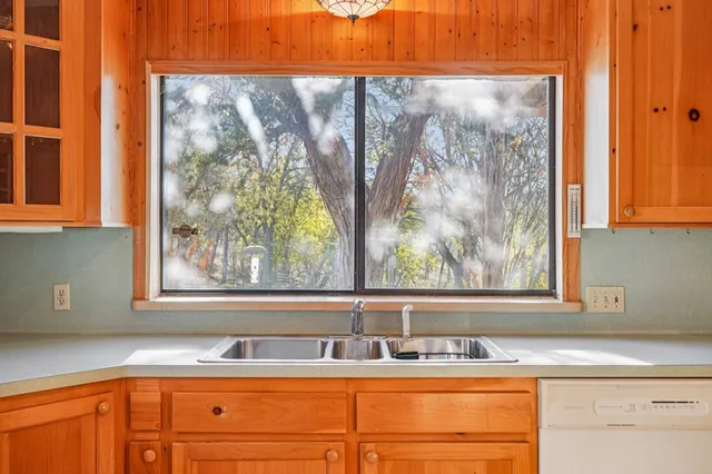 $799,900 | 230 Cade Loop, Ingram, TX 78025