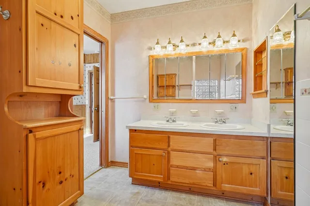 $799,900 | 230 Cade Loop, Ingram, TX 78025