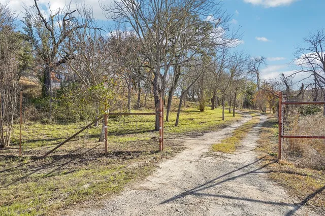 $799,900 | 230 Cade Loop, Ingram, TX 78025