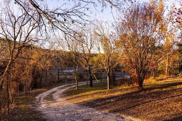 $799,900 | 230 Cade Loop, Ingram, TX 78025