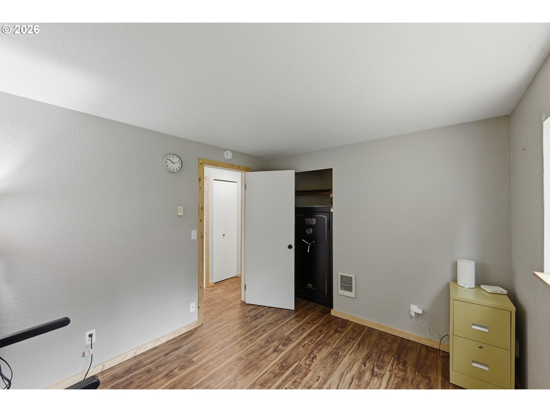 192 North Wood Ridge Road Coquille, OR 97423 - Photo 20 of 42 a view of an empty room with wooden floor
