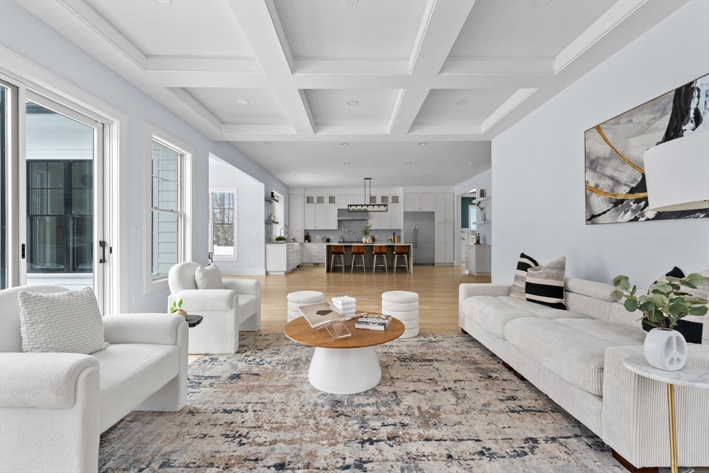 354 West Street Needham, MA 02494 - Photo 5 of 34