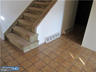 11104 Greiner Road Philadelphia, PA 19116 - Photo 12 of 12 Foyer