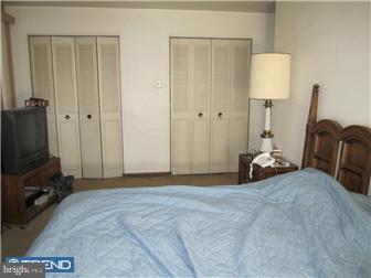 11104 Greiner Road Philadelphia, PA 19116 - Photo 7 of 12 Bedroom - Main