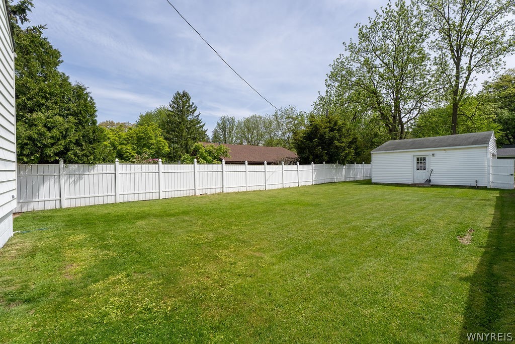 4669 Lower River Road Lewiston, NY 14092 - Photo 24 of 35